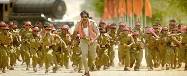 gabbar singh,sardaar gabbar singh,sardaar gabbar singh teaser,pawan kalyan,bobby  స‌ర్దార్ టీజ‌ర్‌: ఆ షాట్ సింప్లీ సూప‌ర్బ్‌!